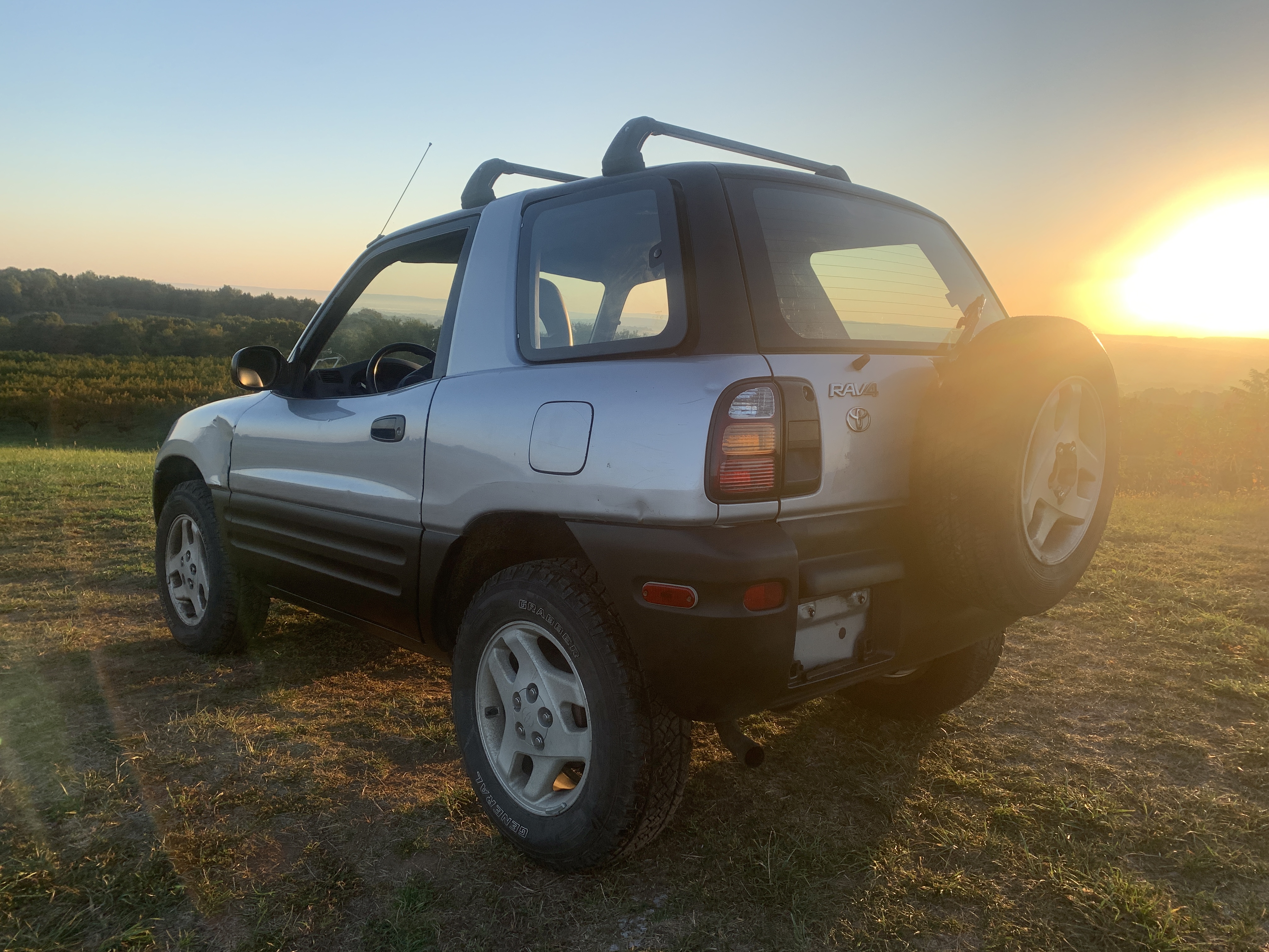 1998 Toyota RAV4 2 Door AWD — photo 89